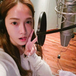 청초한 비주얼…제시카, 녹음실 현장 공개