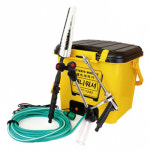 셀프세차가 인기를 끄는 이유? 휴대용 셀프세차기 인기몰이