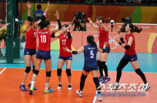 [리우포토] 여자배구 아르펜티나 3대0 제압