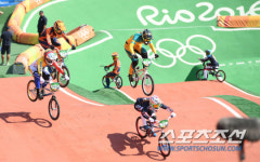 [리우포토] 질주하는 BMX, 화려함 그 자체!