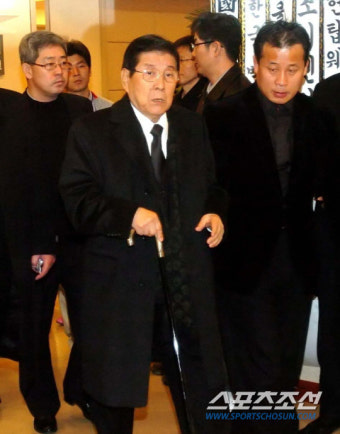 코미디언 거장 구봉서, 오늘(27일) 별세 노환으로 별세...향년 90세