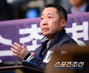 [포토] 두산 박정원 회장 '올해도 우승~'
