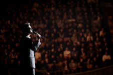 이적, 부산콘으로 전국투어 마무리..역시 공연형 뮤지션