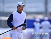 [포토] 장원진 코치 