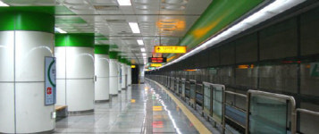 대구지하철 20대女 투신... 대퇴부 골절 등 중상