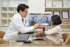 우리 아이 치아교정 언제하는 것이 좋을까요?