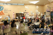 블리자드, 신촌세브란스 어린이병원에서 작은 콘서트 개최