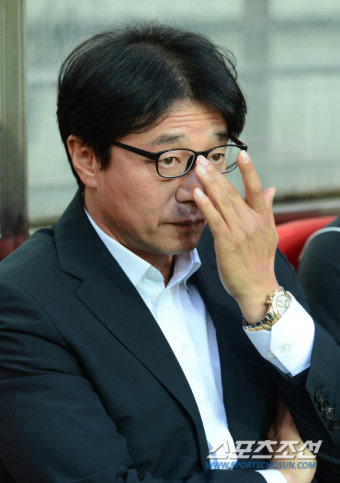[포토] 황선홍 감독 '대구는 반드시 이긴다!'