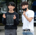 [포토] 진영-JB, 여심저격 하트!