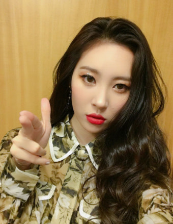 '엠카운트다운' 선미, 1위 자축 저격 셀카 