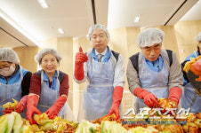 자생의료재단, 어려운 이웃 위해 김장김치 800포기 담아