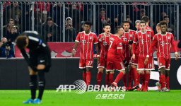 [UCL현장리뷰]뮌헨, PSG 3대1 승리 복수했지만 조2위