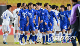 [포토] 수원, 상하이와 1대1 아쉬운 무승부