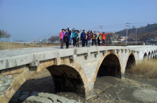 매화향 가득한 봄길에서 나를 만났다…인문여행가 남민 작가와 떠난 1+1 인생 여행