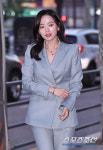 [포토] 천우희 압구정 거리 밝히는 미모