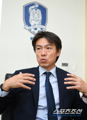 [단독 인터뷰]'레전드' 홍명보의 첫 행정 월드컵 