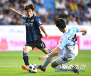 [포토] 김진야 화끈한 공격 축구