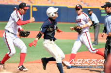 [포토] 신일고 송재선, 저 세이프 맞죠?