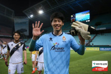 형의 그늘·비운의 축구인생 이범수 경남 GK, 늦게 핀 꽃이 더 아름답다