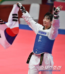 [포토] 이다빈 너무나 기쁜 금메달