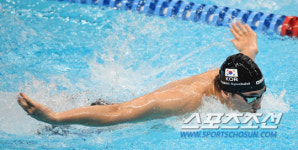 [포토] 접영 100m 장규철 힘찬 역영