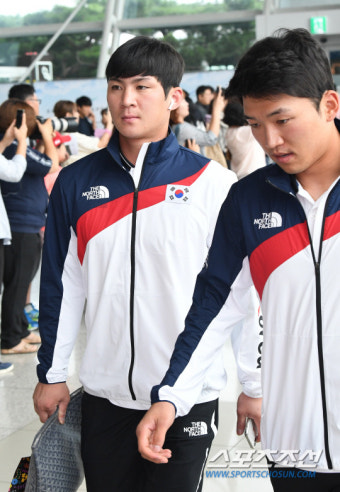 [AG]주장 김현수 