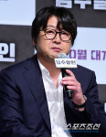 [포토] 김윤석, 형사로 다시 돌아왔습니다