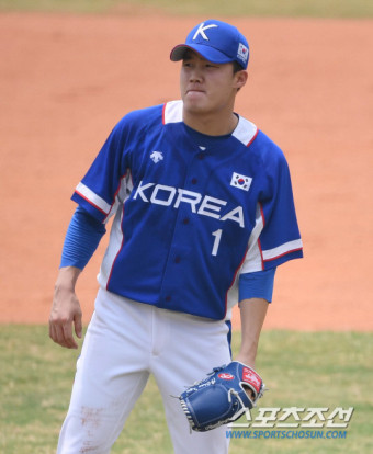 [AG포토] 임찬규 '실점이라니...'