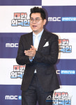[포토] 김용만 대한외국인 진행 맡았어요