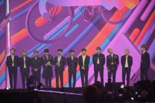 2018멜론뮤직어워드 방탄소년단 부터 워너원까지…화합과 공감의 순간