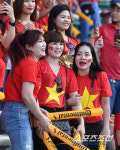 [포토] 베트남 축구팬들, 박항서 감독님 덕에 행복해!
