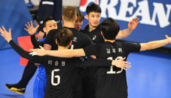 현대캐피탈 빅매치 잡았다! 대한항공 꺾고 다시 선두