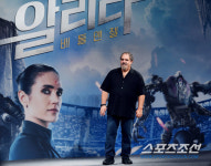 알리타 유기농죽 | [포토] '알리타:배틀엔젤' 존 랜도 프로듀서