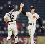 [특별인터뷰]홈개막전 시구하는 김용수 LG 우승, 3년 안에 가능하다