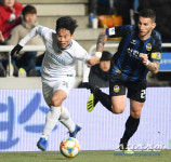 [포토] 김진혁, 거침없는 쇄도!