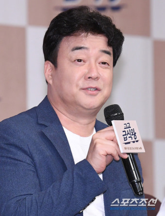 [포토] 백종원 '고교 급식왕을 찾습니다'