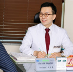 지니피부앤플러스무안점 | 여름철 넓어진 모공과 탄력 잃은 피부, 이플러스레이저로 개선