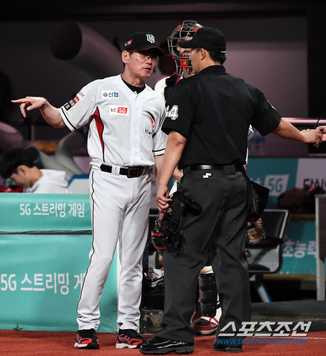 KT 위즈, 이강철 감독의 용기와 노력이 이끈 승리
