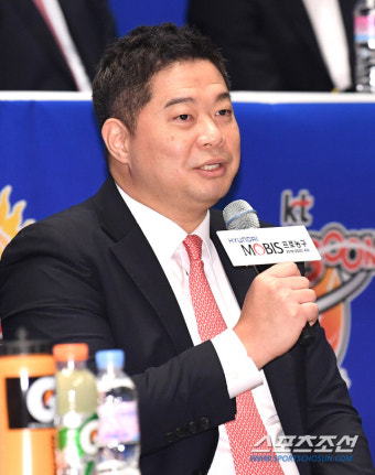 [포토] 현주엽 감독 '빠른 농구를 펼치겠습니다'