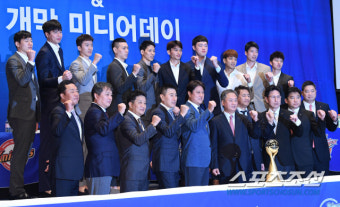 [포토] 프로농구 미디어데이 '시즌 앞두고 힘찬 화이팅'