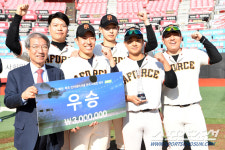 [포토] 제3회 벽산·하츠 인비테이셔널 전국 사회인야구 왕중왕전 우승!