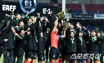 [포토] 축구대표팀 '동아시안컵 짜릿한 우승'