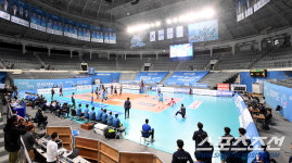 [SC현장스케치]코로나의 습격, 팬이 그리움이 된 배구 성지 장충