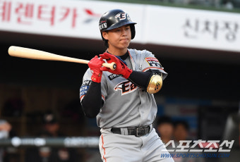 [대전 Live]'연패 탈출 의지' 한화, 김태균 이어 노시환까지 홈런