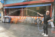 홍석천 은행 잔고 위험해…손님無 이태원 가게에 한숨[전문]