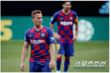 파국이다 바르셀로나, 무단이탈 아르투르 멜루 소송 진행