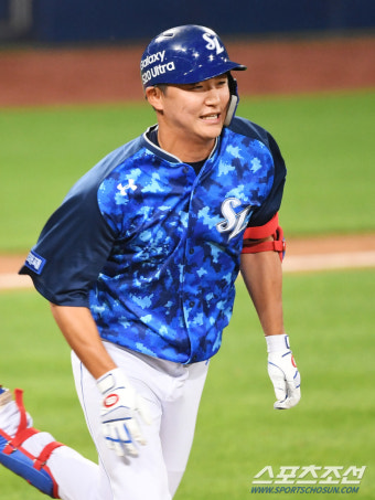 [대구 Live]삼성 구자욱-박계범 홈런 앞세워 두산전 3-0 리드