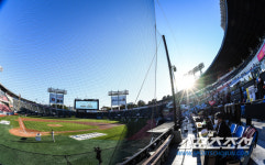 [포토] 가을 하늘 아래 가을 야구