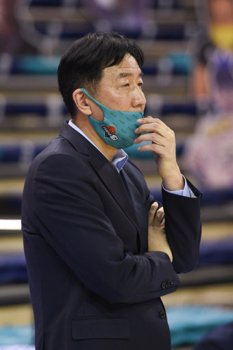 [현장인터뷰]시즌 끝→새 시즌 고민, 이훈재 감독 