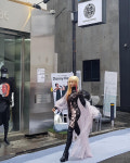 하리수, 가로수길서 뽐내 전신 시스루 패션…이게 바로 시선집중